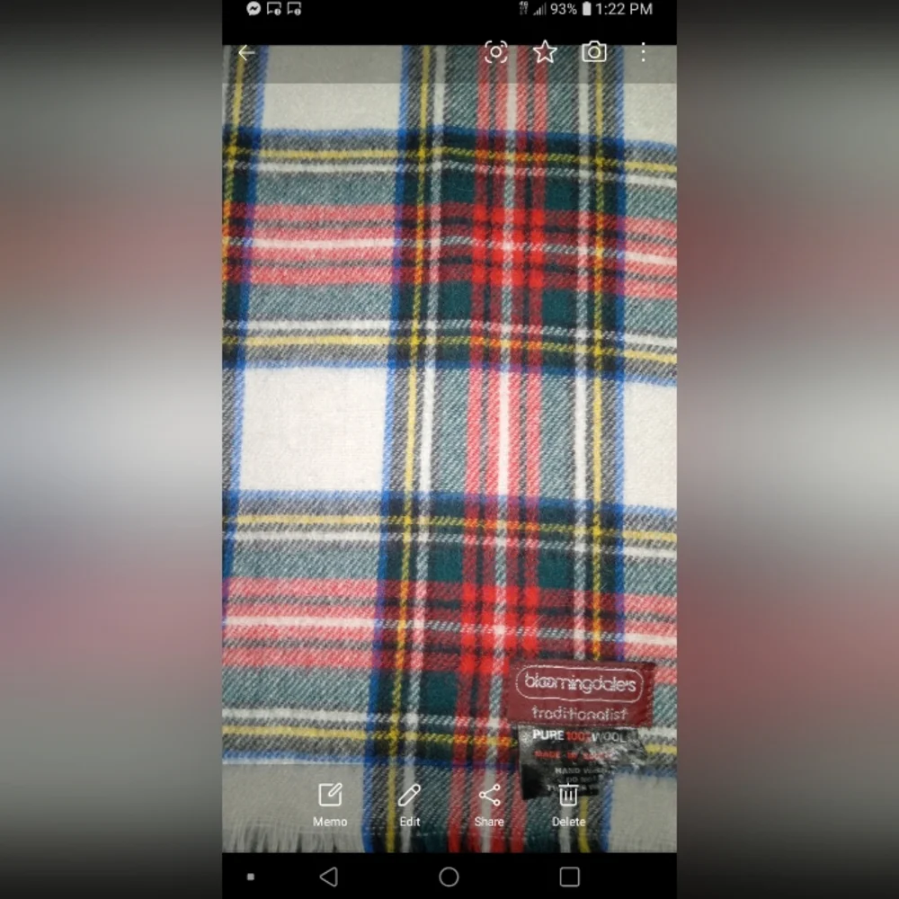 100% Wool scarf made in scotland - Picture 3 of 3